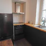 Apartment 6 Chic Spacious Flat Moulin Rouge