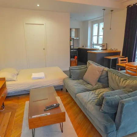 아파트 6 Chic Spacious Flat Moulin Rouge